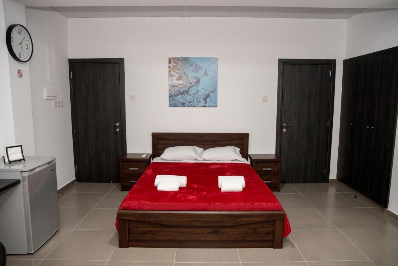 Central Luxury Studios Ayia Napa Exterior foto